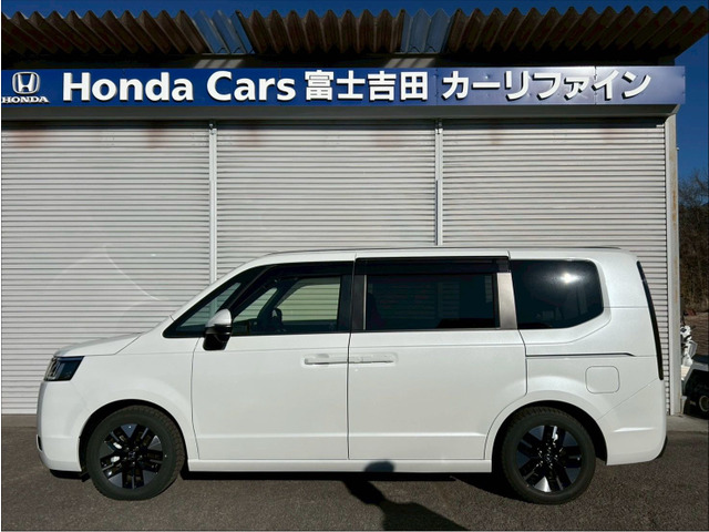 ���F�̓v���`�i�z���C�g��