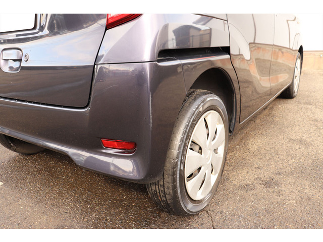 �܂����E���A�h�A�̓C�[�W�[�N���[�U�[�Ȃ̂Ŕ��h�A�ɂȂ�S�z������܂���B