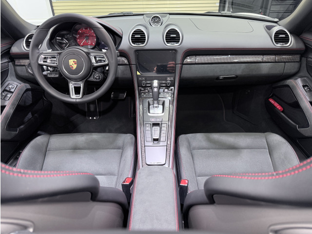 �I�v�V������GTS�C���e���APKG�́A���b�h�X�e�b�`�̃n�[�t���U�[�V�[�g��J�[�{���g�����������炢�A�X�|�[�e�B�[�Ȏ����ƂȂ��Ă���܂��B�܂��A�g�p�����w�ǂȂ��V�Ԏ��̃R���f�B�V������ۂ��Ă���܂��B