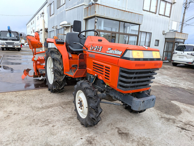 クボタトラクタ