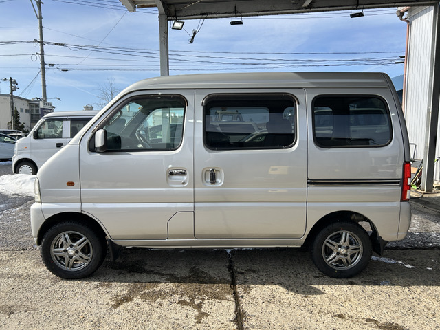 �y�x�����z���i�X�z���Ԃ������������܂��āA���ɗL�������܂��B�݌Ɏԗ��ɂȂ�܂��̂ŁA���񂲓s���̋X�������ɁA���ɗ��ĉ������B���X�\��������ƁA���ē����X���[�Y�ł��B