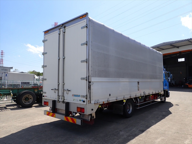 フォワードウィング