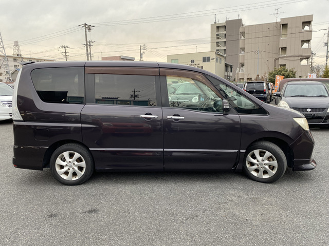 �����ԕی��������k���������B���X�͎O��Z�F�C��A���������j�b�Z�C���a���ۂ̑㗝�X�ł��B�ی��S��������̍ۂ͘A�g������Đv���ɂ��Ή��v���܂��B��ԁE�����^�J�[�����p�ӂł��܂��̂ł����S���������B