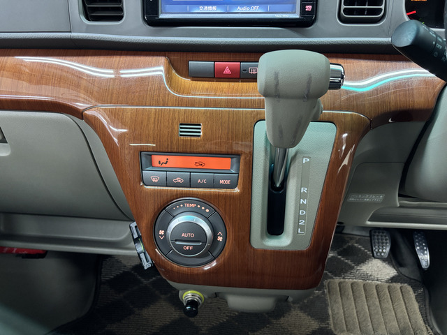 �y�J�̓������v�z �J�̓����ɒ��ÎԂ͑I�тɂ����ł���ˁB�ł����X�Ȃ���S�B�d�b�\��𒸂���Ζ��邢�������ֈړ����Ă����܂��B�������育�����������܂���(^^)v