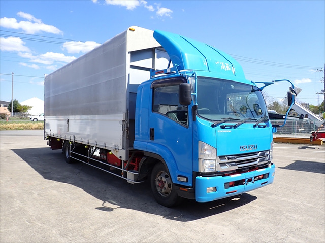 フォワードウィング