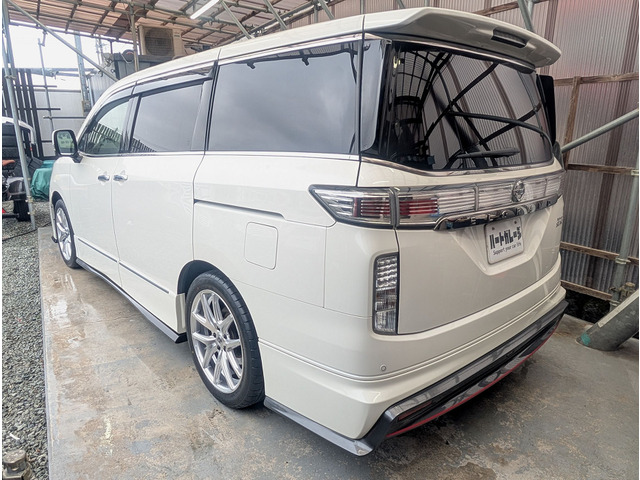 �p�[���z���C�g�̃{�f�B�[�Ƀ}�b�`�����N���A�[�����Y�������̃��A�r���[�ł��BNISMO�����A�T�C�h�X�|�C���[&�A���_�[�X�|�C���[�ɂă��A�r���[�����͂̂���X�|�[�e�B�[�Ȉ�ۂł��B