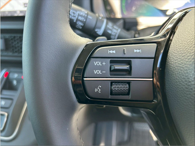 �X�e�A�����O�X�C�b�`�ő��s���̑�����ȒP�ɍs���܂���