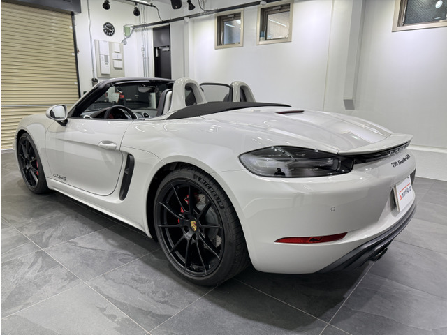 �|���V�F�̃��[�J�[�ۏ�(�V�ԕۏ�)���p��������Ŕ[�Ԓv���܂��̂ŁA�����n����ɖ�����s������������܂��Ă��A�S���̐��K�f�B�[���[�ɂĖ����C�����󂯂邱�Ƃ��ł��܂��B��p�͎ԗ��{�̉��i�Ɋ܂܂�܂��B