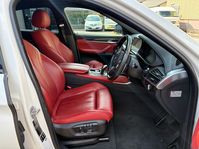 運転席側1列目シート 運転席・助手席パワーシート