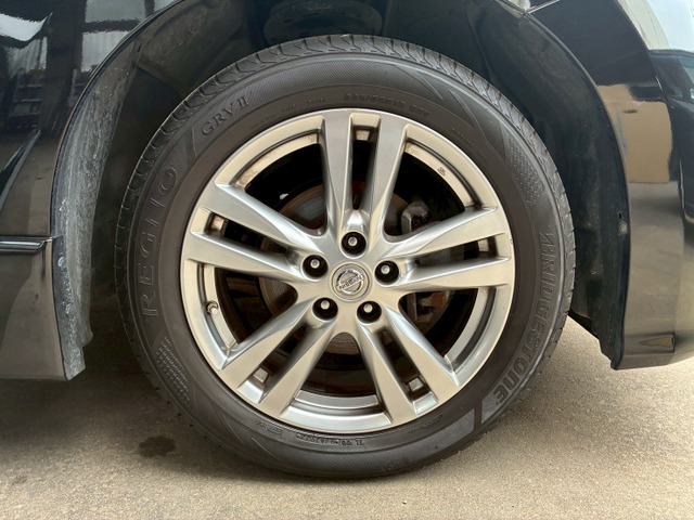 ����18�C���`�z�C�[���ł��B