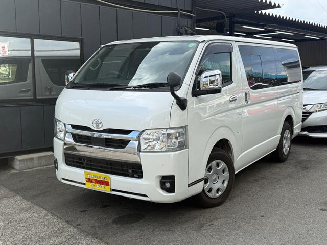 ハイエースバン