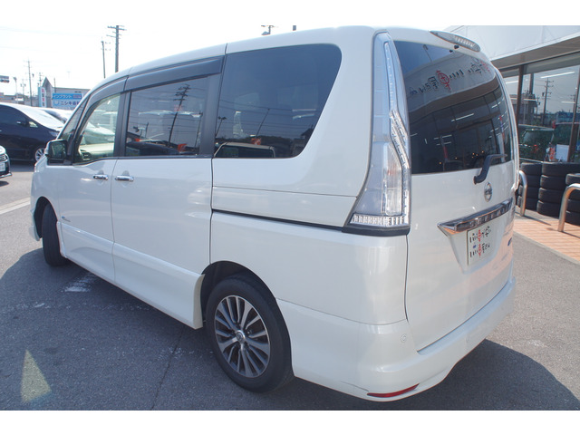 セレナ2.0 ハイウェイスター V エアロモード+Safety S-HYBRID アドバンスドSafetyパッケージ