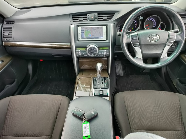 �y�K���X����̕i���z ���Ђ̓W���ԗ��ɂ�AIS�Ӓ菑���I�[�g�I�[�N�V�������̍���\��ςݍ���ł��܂��B�v���C�X�{�[�h�̋��z�͏��o��݂̂��x�������z�B�i�������i���S���͈ꌩ�ɔ@�����B��ڗđR�ł��B