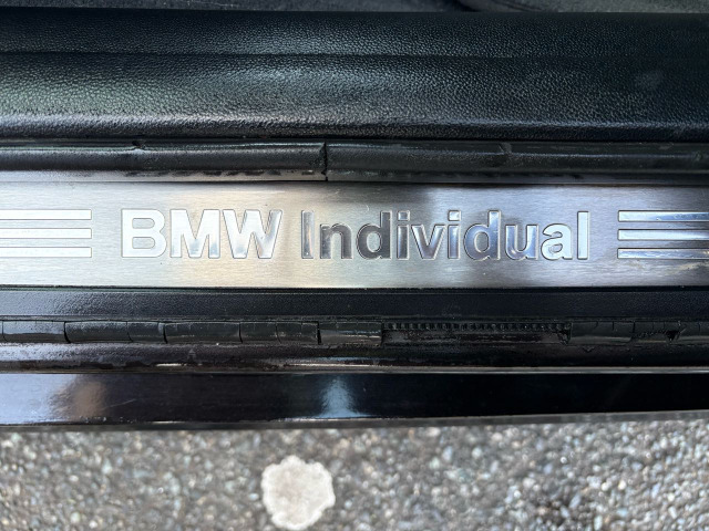 �C���f�B�r�W���A��