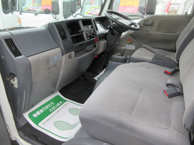 �������E����ȉ��ł���3�l��ԂɂȂ�܂���