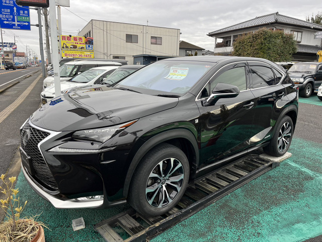 NX300h Fスポーツ 4WD