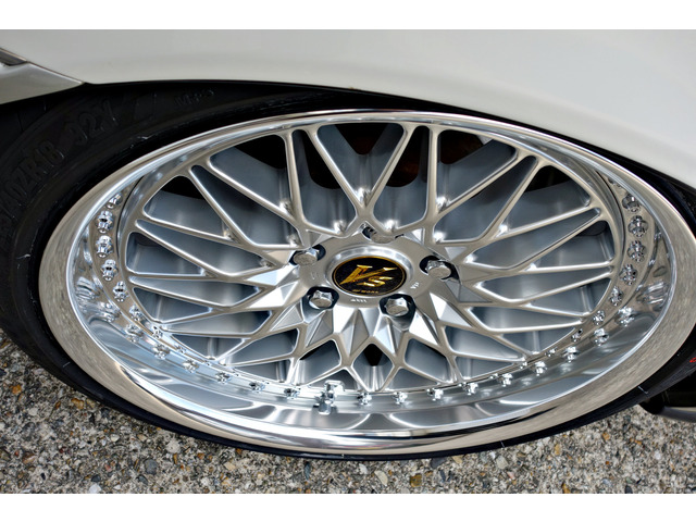 新品WORKホイール!VS-XVシルキーリッチシルバー!4本定価426800円の高級ホイールが装着されております!