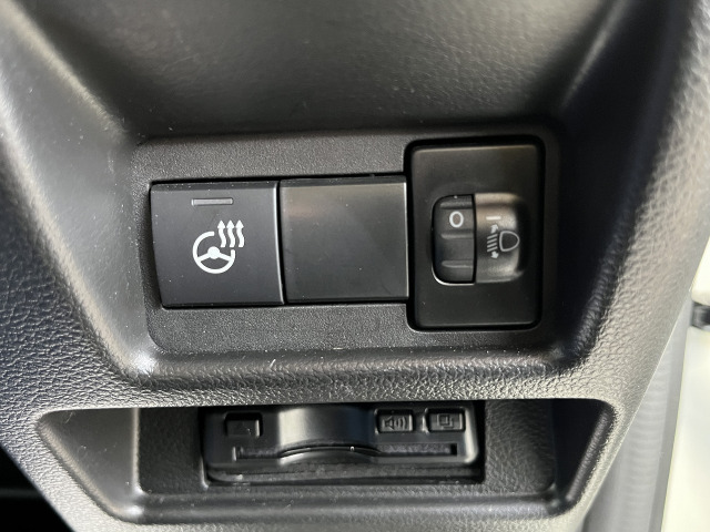 �X�e�A�����O�q�[�^�[��w�b�h���C�g���x���C�U�[�ȂǑ������ځ�