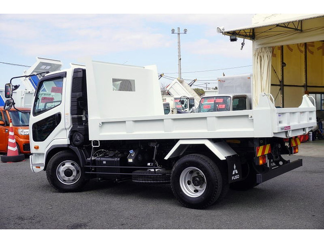 �o���E�g���b�N�Ƃ���1��1��d�l�̈قȂ镨�����A���m���Ɋ�Â�������₷�����������Ē����܂��B