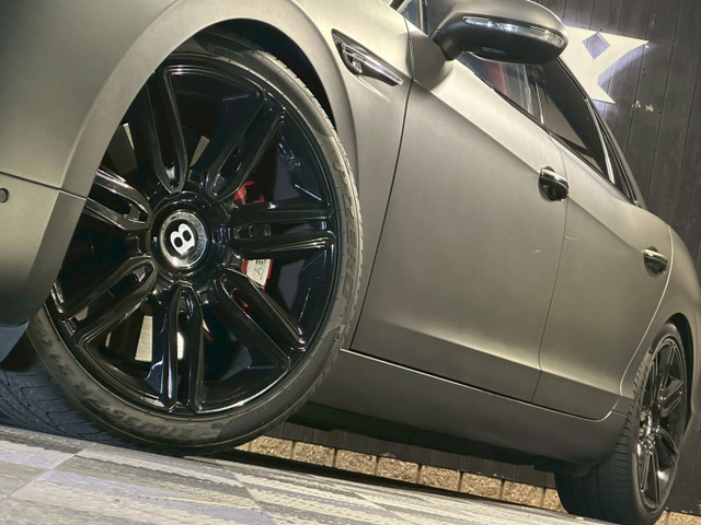 �y�J�X�^���z �J�X�^��������܂�!���[�_�E���E���t�g�A�b�v�ELED���E�A���~�z�C�[�����A�e�u�����h�̃p�[�c�̎�舵���������܂��B