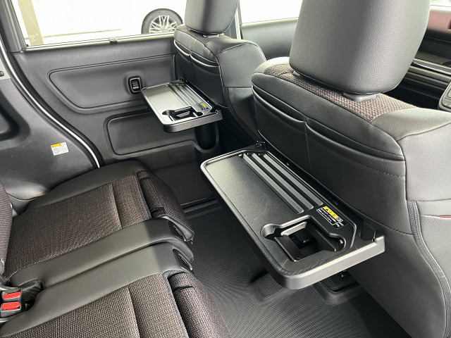 �Z�J���h�V�[�g�e�[�u���t����