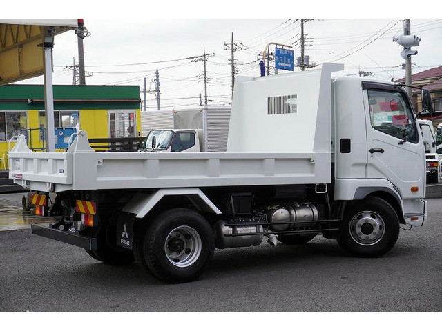 �o���E�g���b�N���A���݌�200��ȏ�!!���Ђ�HP�����񂲗����������Bhttp://www.vantruck.co.jp/index.htm