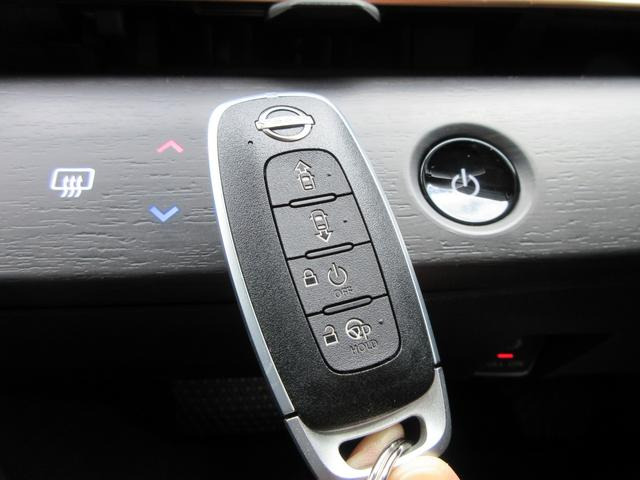 インテリジェントキー!キーを携帯するだけでドアの施錠・解錠およびEVシステムの始動操作ができます!※キーは1本です。※