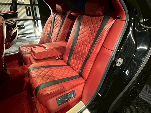 �y�Z�J���h�V�[�g�z �Z�J���h�V�[�g�͑�l��l������Ă��\���ȃX�y�[�X���m�ۂ���Ă���܂��B