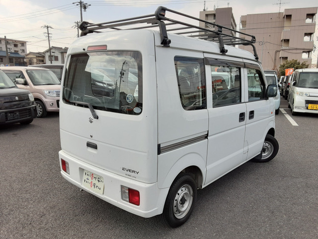 �O���d�グ�A�����A�j���d�グ�A�����N���[�j���O�v���܂��B���̒S���҂���������d�グ�A�[�Ԃ����Ē����܂��B