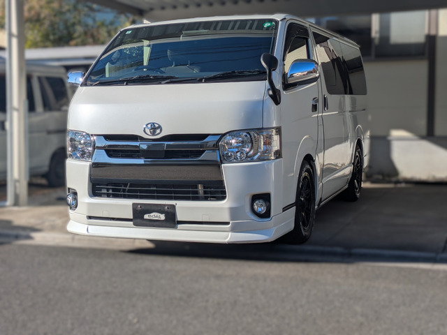 カッコイイカスタムかどうかは、斜めから見ればわかります。