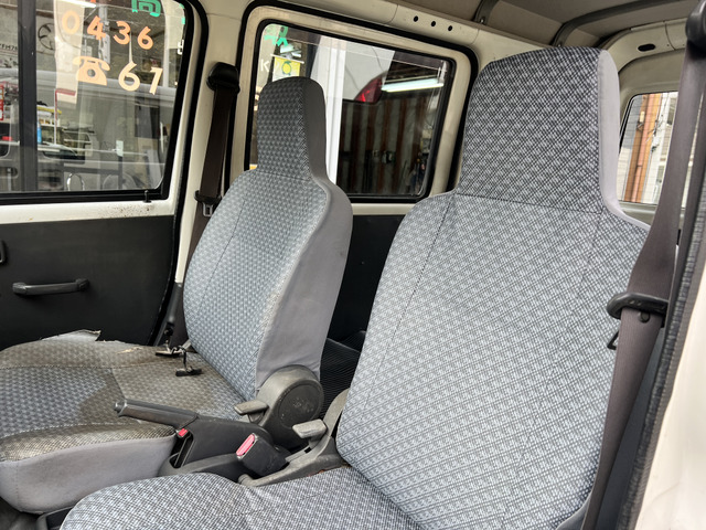 ���ÎԂ̔̔������S�ɂȂ�܂����A�V�Ԃ̔̔����戵���������܂��B