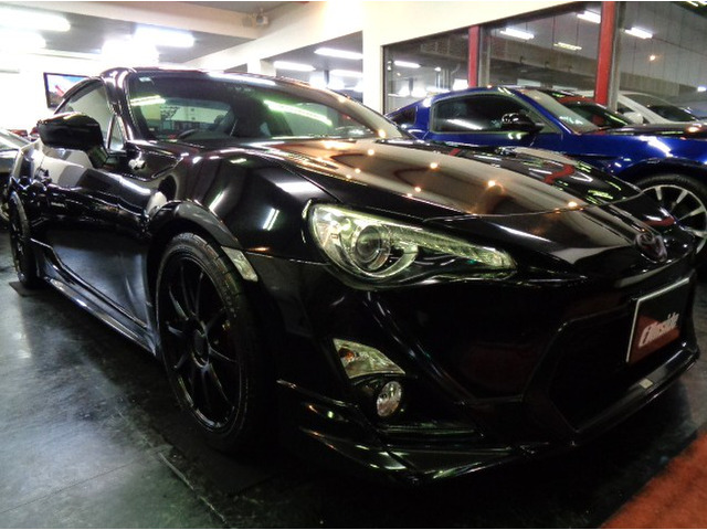 TOYOTA86GT���~�e�b�h�N���X�^���u���b�N�J���[TRD�G�A��&FA20BOXER�G���W��6MT�~�b�V����&TRD�ԍ������ԃ��U�[�C���e���A�i�rTV�������[���Ԃ����ɂ��܂���