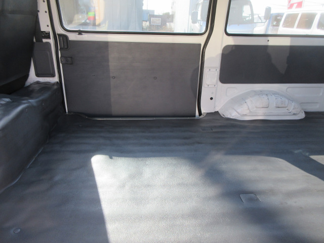 �����A�E�׎��X�y�[�X�ł���