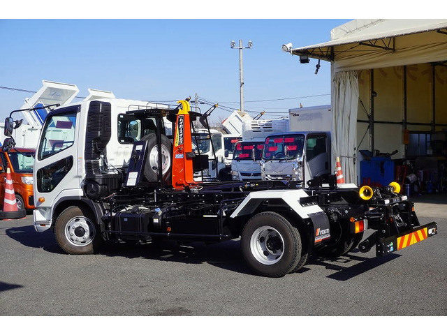 �o���E�g���b�N�Ƃ���1��1��d�l�̈قȂ镨�����A���m���Ɋ�Â�������₷�����������Ē����܂��B