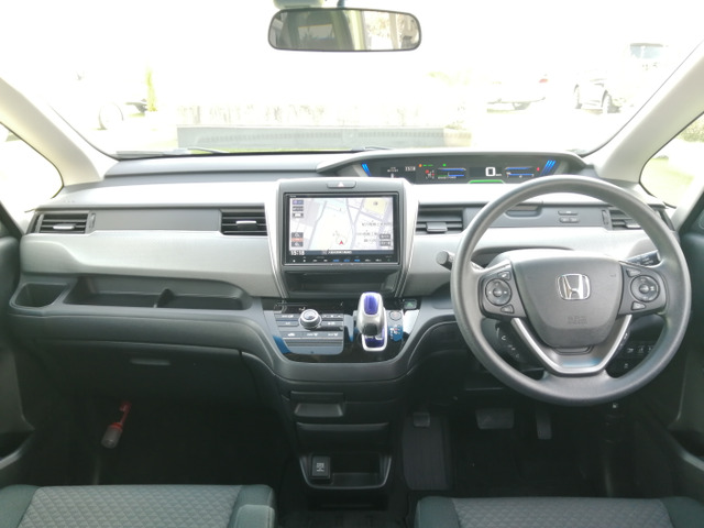 フリード+1.5 ハイブリッド G