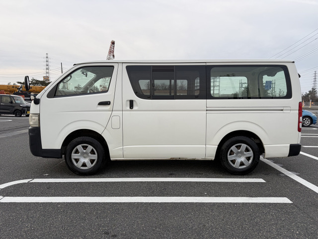 ���X�ł͒���I�Ȋ��C�A��w���łȂǃR���i�E�C���X�΍��O�ꂵ�Ă���܂�!���S���Ă����X���������B