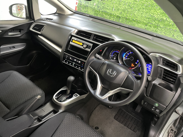 ���O�ꂵ�������N���[�j���O�������X�N���[�i�[�ɂ��V�[�g�ۂ��ƃN���[�j���O ���̓G�A�[���g���V�[�g�̉��̃z�R���������������܂��B ������O��ɏ��ۂ��܂��B