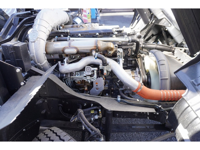 �L�x�ȃg���b�N�A���p�ԁA�n�C�G�[�X�Ȃǎ�舵���Ă���܂��B��xHP�������������Bhttp://www.vantruck.co.jp/