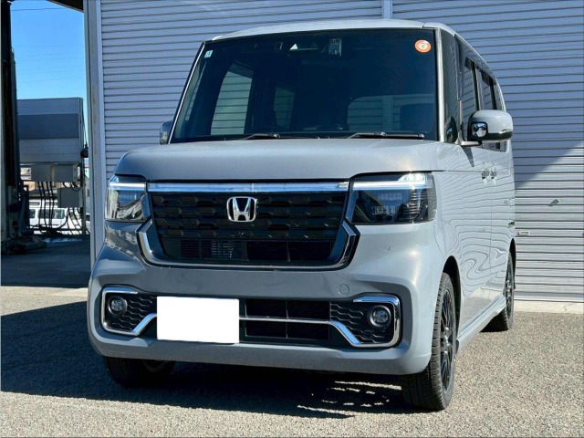 �S��&times;�S��&times;�S��mm 3395&times;1475&times;1790�ƂȂ��Ă���܂�!