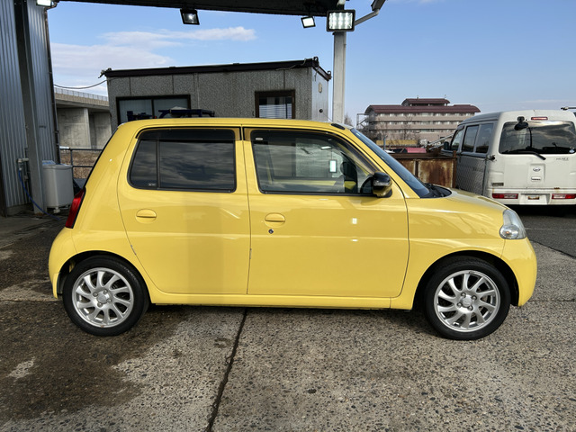 �y�x�����z���i�X�z���Ԃ������������܂��āA���ɗL�������܂��B�݌Ɏԗ��ɂȂ�܂��̂ŁA���񂲓s���̋X�������ɁA���ɗ��ĉ������B���X�\��������ƁA���ē����X���[�Y�ł��B