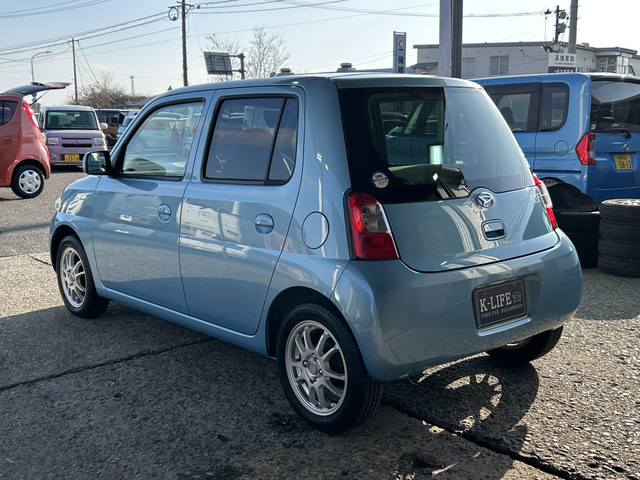 �y�x�����z���i�X�z���Ԃ������������܂��āA���ɗL�������܂��B�݌Ɏԗ��ɂȂ�܂��̂ŁA���񂲓s���̋X�������ɁA���ɗ��ĉ������B���X�\��������ƁA���ē����X���[�Y�ł��B