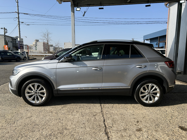 �y�x�����z���i�X�z���Ԃ������������܂��āA���ɗL�������܂��B�݌Ɏԗ��ɂȂ�܂��̂ŁA���񂲓s���̋X�������ɁA���ɗ��ĉ������B���X�\��������ƁA���ē����X���[�Y�ł��B