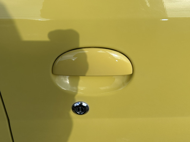 �y�x�����z���i�X�z���Ԃ������������܂��āA���ɗL�������܂��B�݌Ɏԗ��ɂȂ�܂��̂ŁA���񂲓s���̋X�������ɁA���ɗ��ĉ������B���X�\��������ƁA���ē����X���[�Y�ł��B