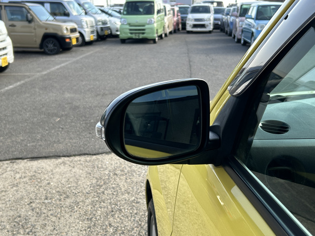 �y�x�����z���i�X�z���Ԃ������������܂��āA���ɗL�������܂��B�݌Ɏԗ��ɂȂ�܂��̂ŁA���񂲓s���̋X�������ɁA���ɗ��ĉ������B���X�\��������ƁA���ē����X���[�Y�ł��B