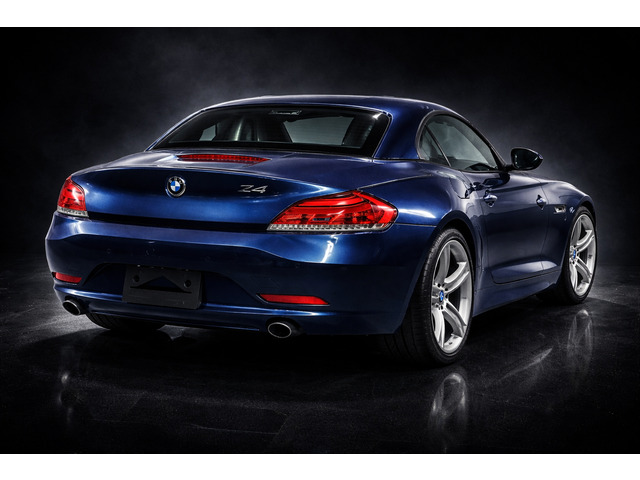 3.0L��6�c�C���^�[�{��7��DCT�̑g�ݍ��킹�́A���炩�ŗ͋��������ƍ������K���𗼗��B����g������x���̃h���C�u�܂ŁA��l�̎�ԂƂ��č����������𓾂��郂�f���ł��B