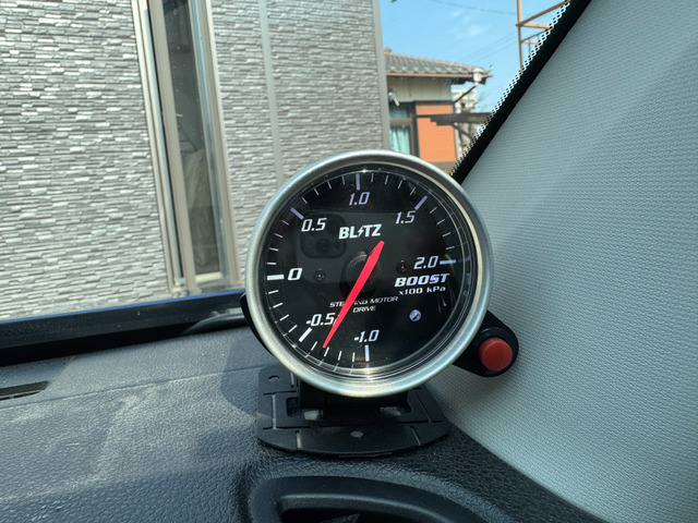 �u���b�c:�u�[�X�g���[�^�[