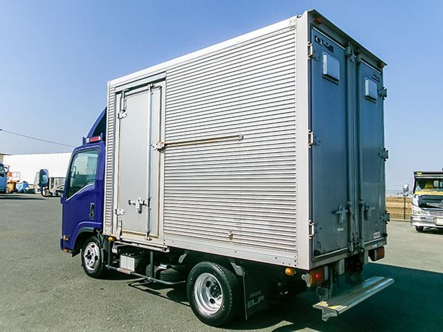 エルフアルミバン