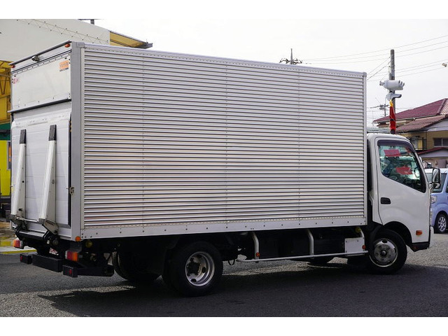 �o���E�g���b�N���A���݌�200��ȏ�!!���Ђ�HP�����񂲗����������Bhttp://www.vantruck.co.jp/index.htm