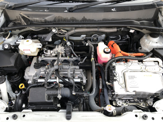 �[�ԑO�̓_�������ɂāA�G���W���I�C���A�G�������g�A���C�p�[�A�t�B���^�[�ނ̏��Օi�̌����ɉ����āA�@�֌n�A�d���n�A�����ȂǁA��������Ɠ_���������s���܂��B