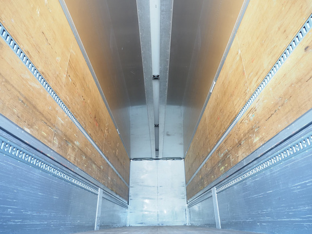 プロフィアウィング